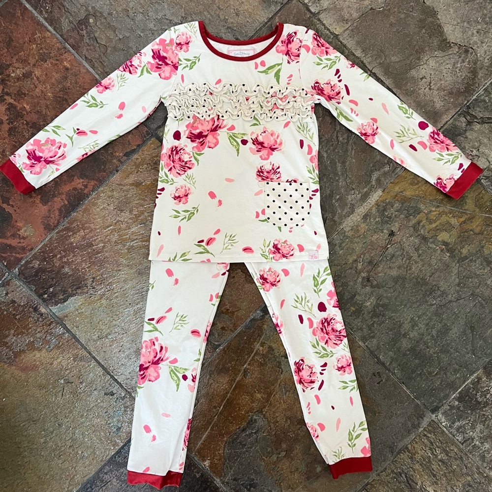 Sweet Honey PJ Set. Long sleeve/pant. Very Good Condition.